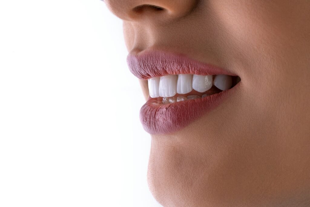 Woman smiling with healthy teeth
